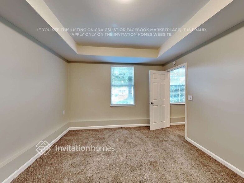 Building Photo - 724 Russell Ridge Rd