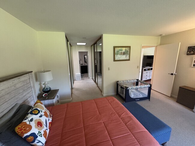 Building Photo - 23799 Monterey Salinas Hwy