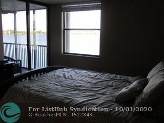 Building Photo - 110 Lake Emerald Dr