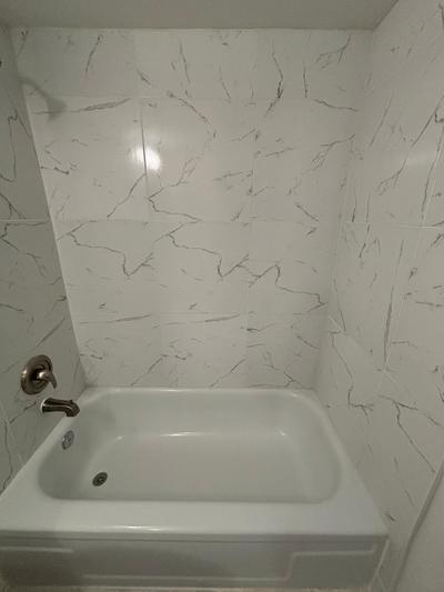 Building Photo - 244 Windsor K