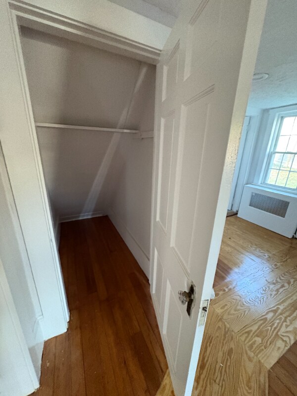 Building Photo - 891 Mammoth Rd