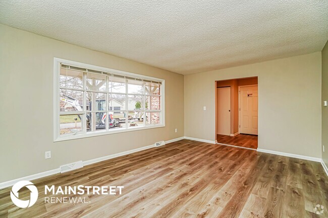 Building Photo - 6464 Firethorn Ave
