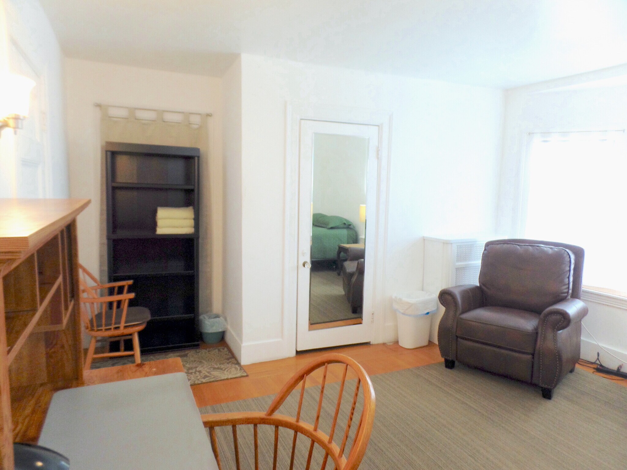 Building Photo - 34 Capen St