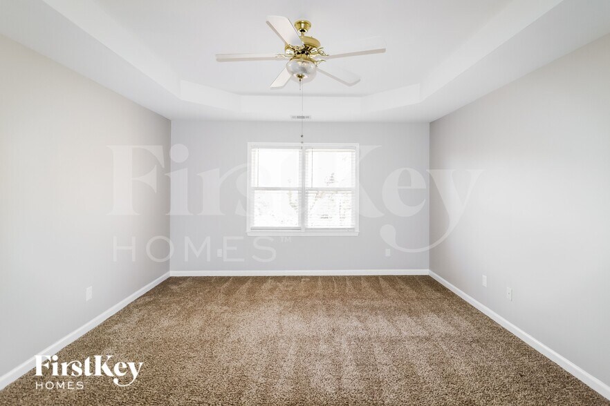 Building Photo - 1513 Oak Park Dr