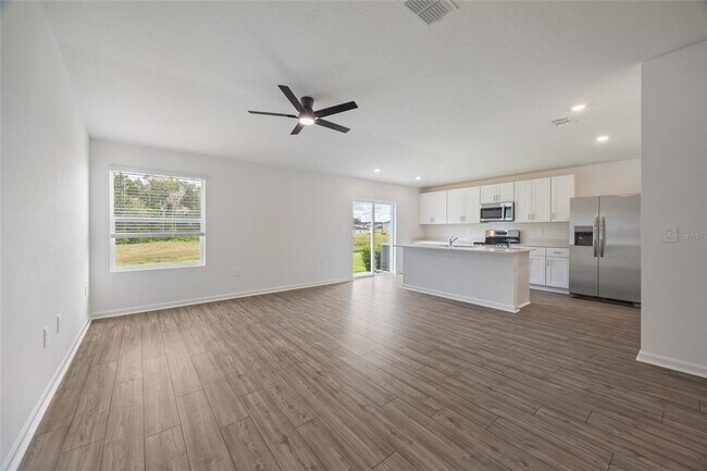 Building Photo - 1305 NW 48th Terrace