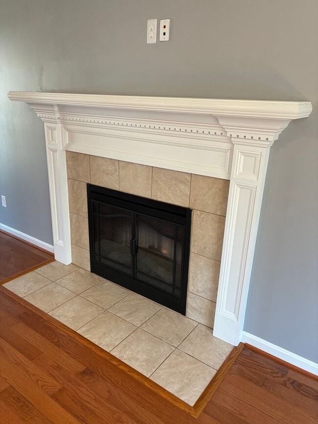 Building Photo - **ELIZABETHTOWN INDEPENDENT SCHOOL DISTRICT**