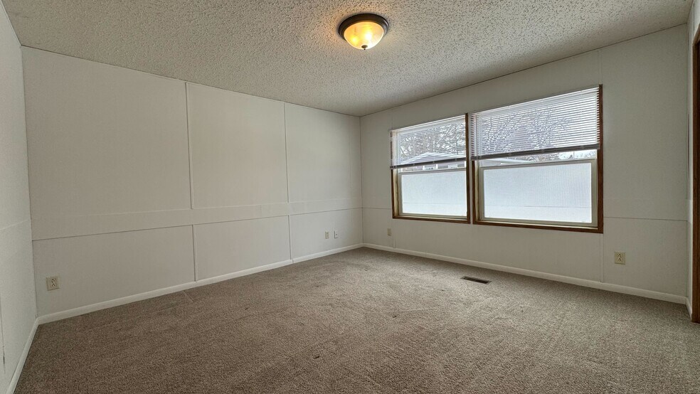 Building Photo - 2004 Falcon Terrace NW