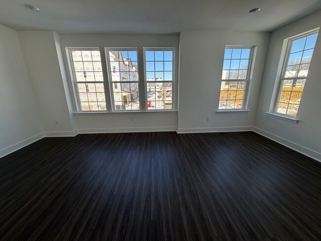 Building Photo - 36 Primrose Ct