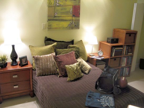 Building Photo - 2429 Locust St