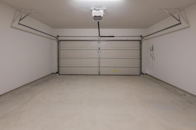 Building Photo - 5302 Mulberry Grove Ln