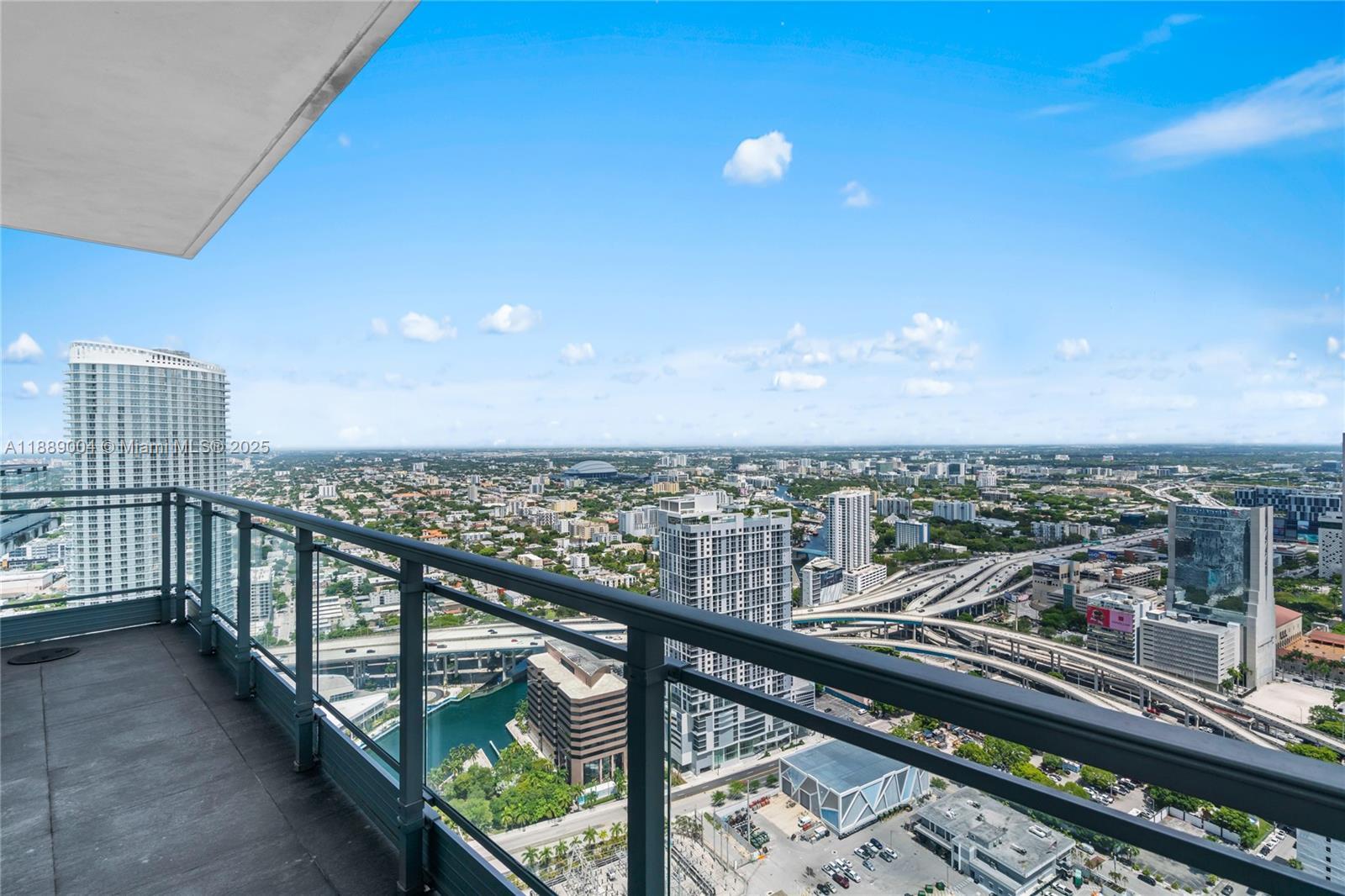 Building Photo - 92 SW 3rd St