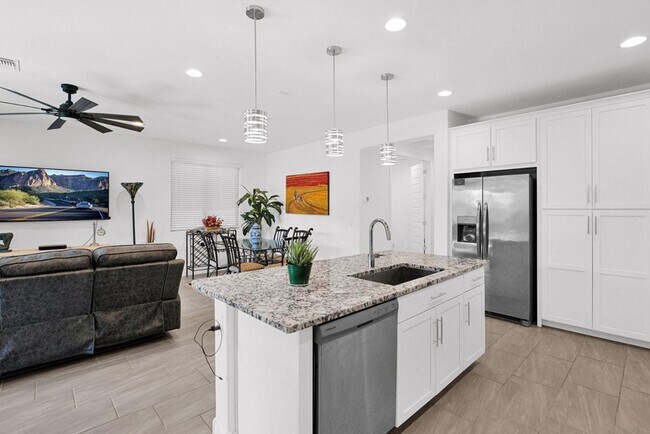 Building Photo - 24767 N 171st Dr