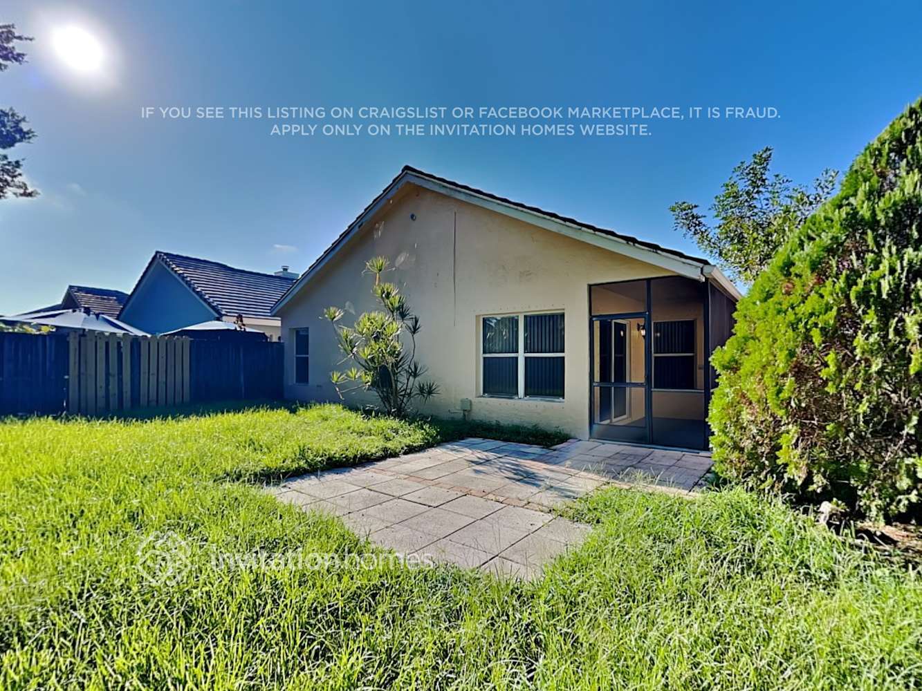 Building Photo - 8931 Lake Park Cir N