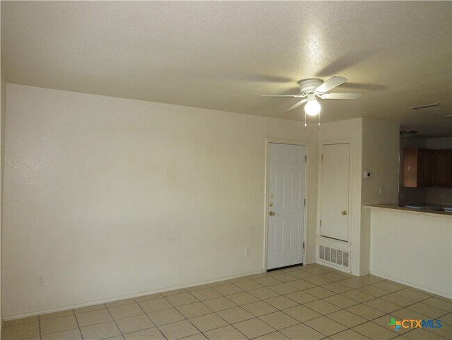 Building Photo - 4208 Gus Dr