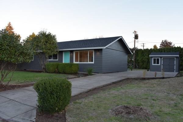 Building Photo - Extensively Remodeled Mid-Century Modern Ranch – 2 Bed + Office