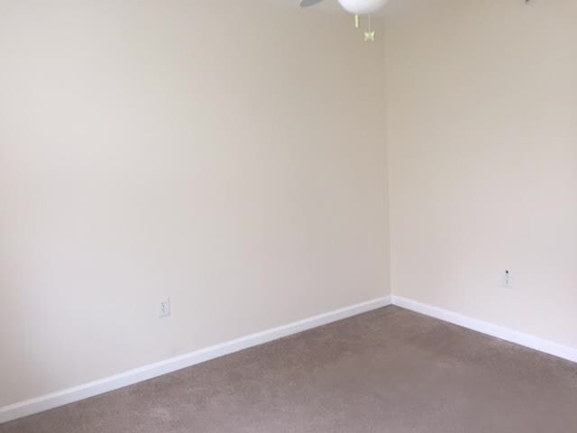 Building Photo - 15 Alexander Ct