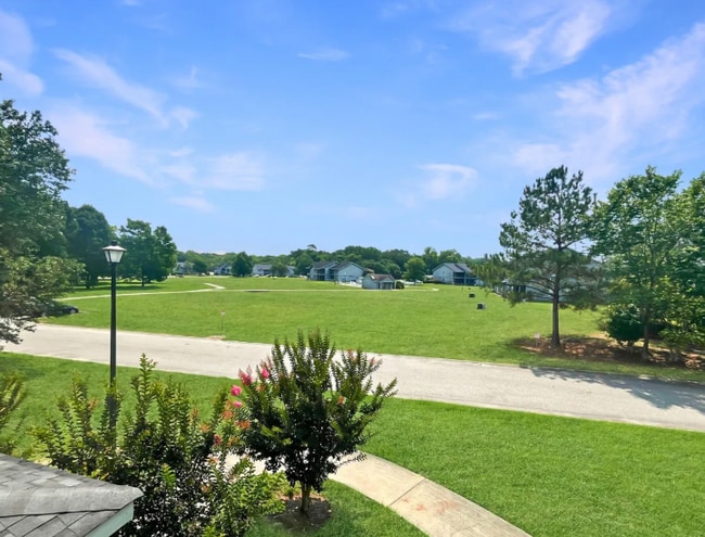 Building Photo - Mariners Way