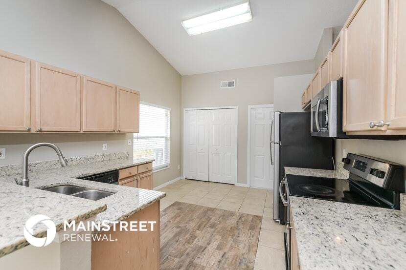 Building Photo - 1613 Oak Hill Trail