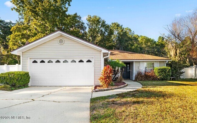 Building Photo - 11434 Wandering Pines Ln