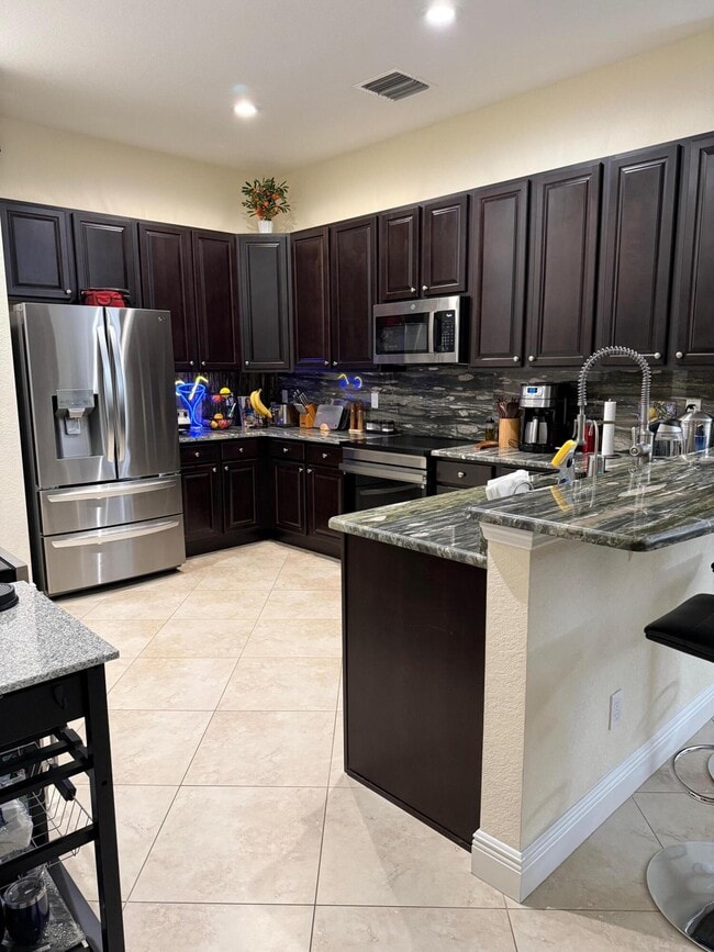 Building Photo - 10286 SW Canossa Way