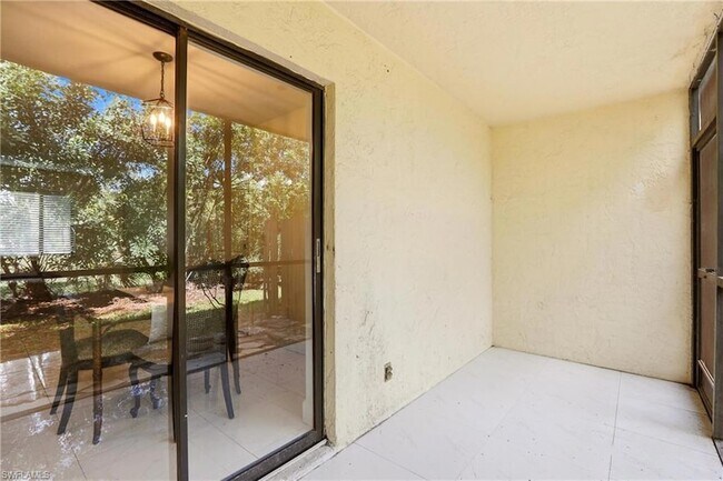 Building Photo - 1450 Green Valley Cir