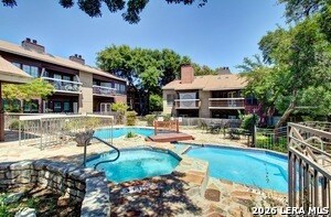 Building Photo - 8633 Datapoint Dr