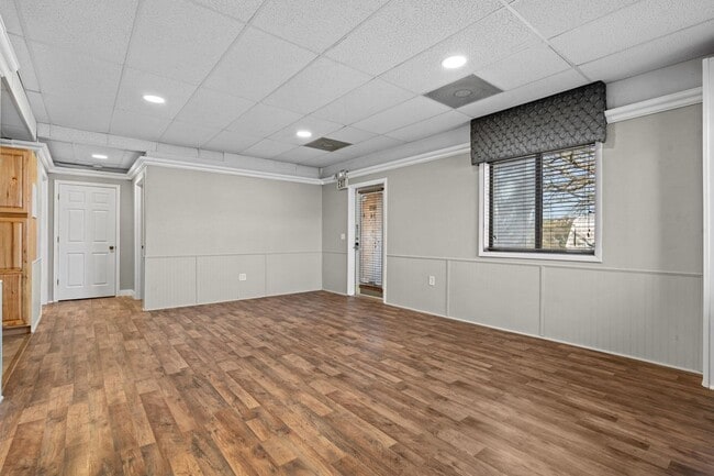 Building Photo - 1 Woodland Ave