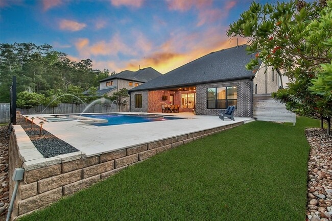 Building Photo - 1015 Oak Briar Ln