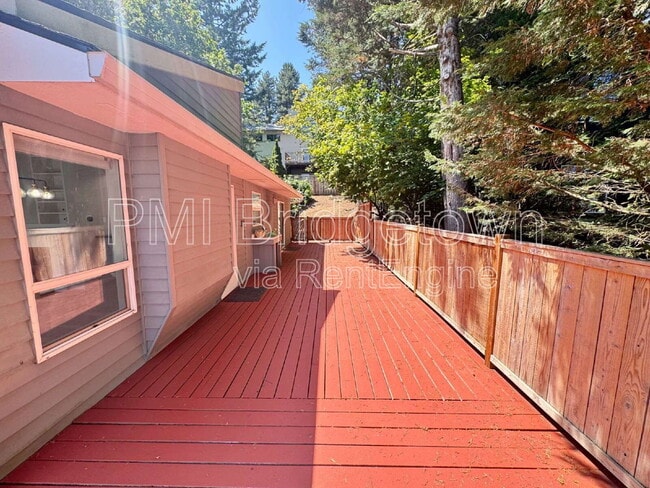 Building Photo - 11731 SW 41st Ave