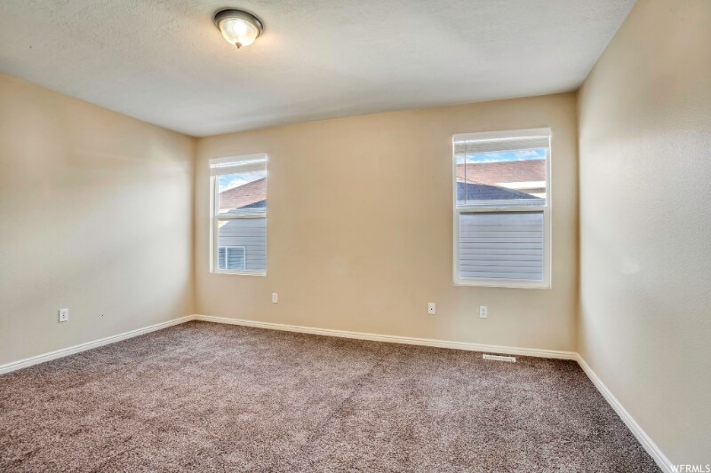 Building Photo - 273 Interlochen Ln