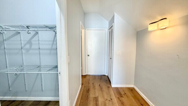 Building Photo - 6048 Garrett St