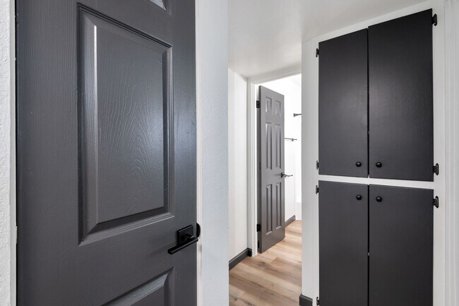 Floorplan - *End Mgmt 04.14.2025* 60 on Roger *Final A...