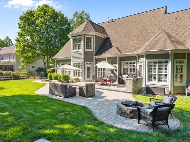 Building Photo - 107 Spears Creek Dr