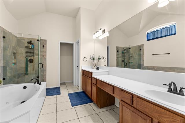 Building Photo - 9605 Presthope Dr