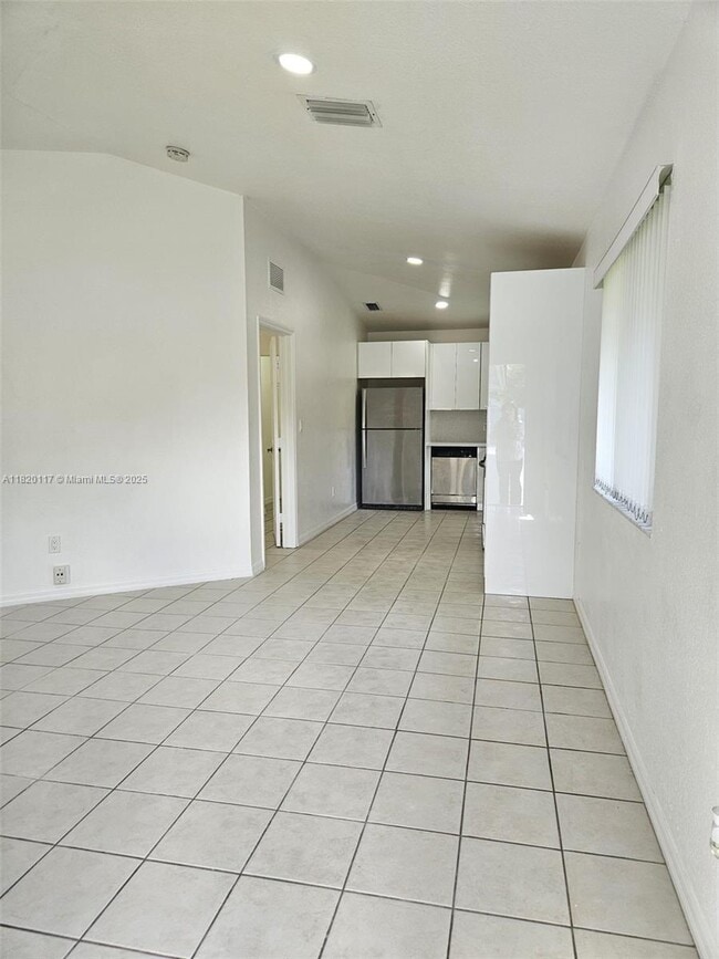 Building Photo - 20137 SW 88th Ct