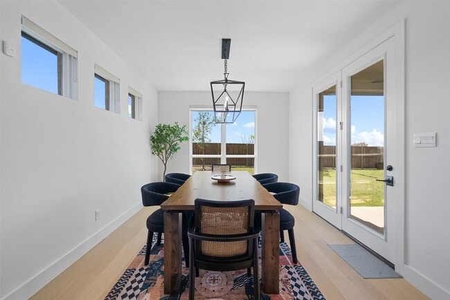 Building Photo - 120 Tornillo Dr