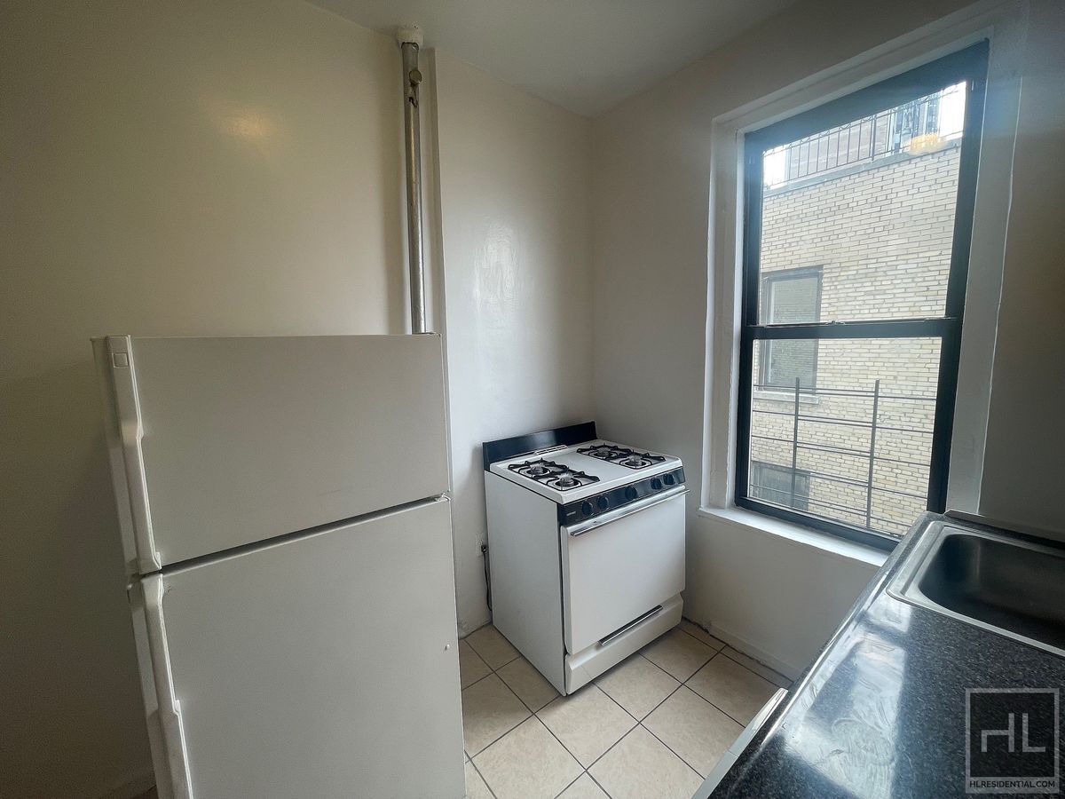 Building Photo - HAVEN AVENUE