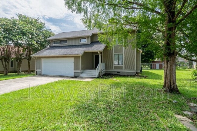 Primary Photo - 107 Robinwood Dr
