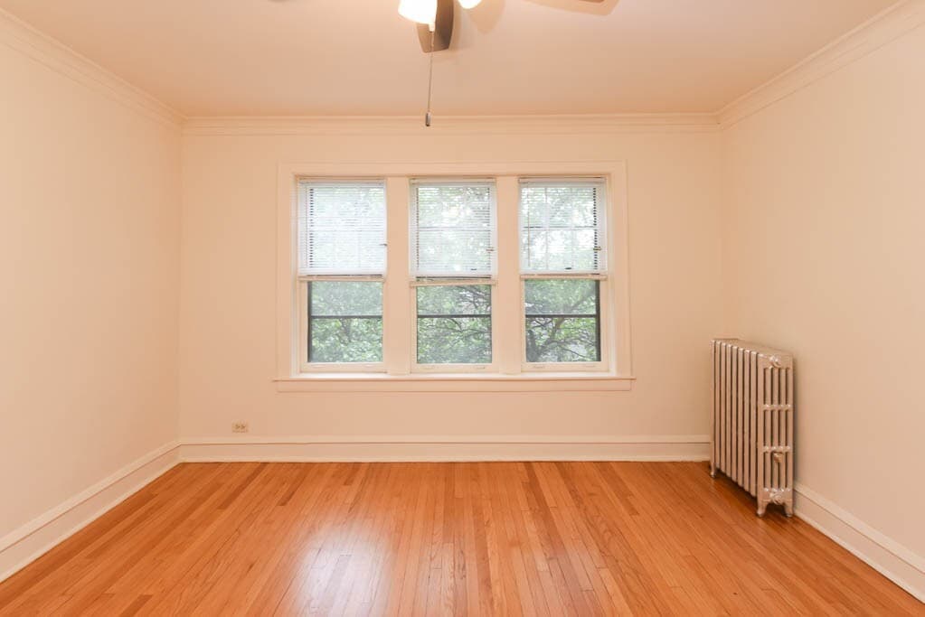 Building Photo - 2850 W Cullom Ave