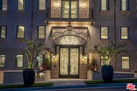 Building Photo - 1825 Pandora Ave