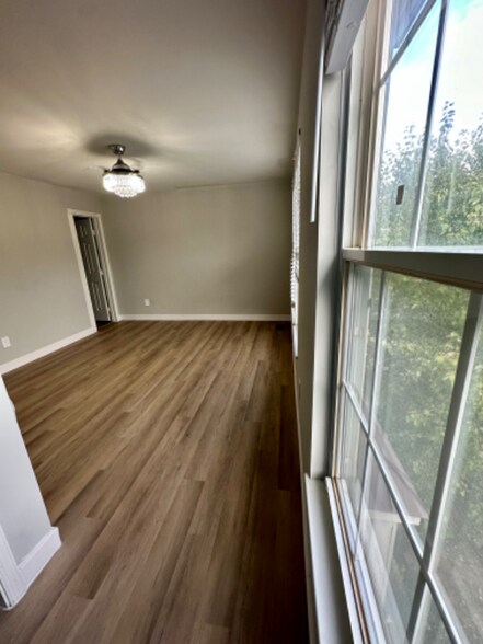 Building Photo - 10636 Winfield Loop