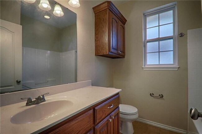 Building Photo - 11326 NW 121st Pl