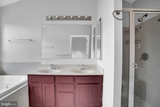 Building Photo - 12015 Panthers Ridge Dr