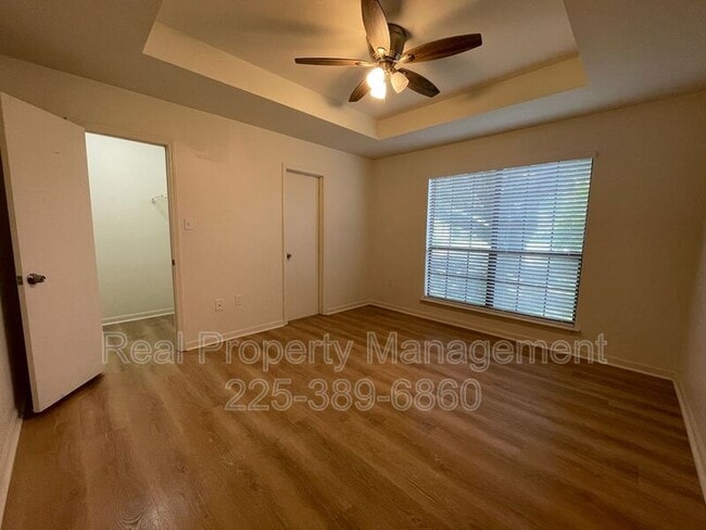 Building Photo - 5084 Cumberland Cove Dr