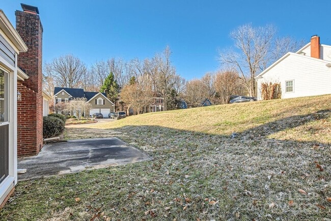 Building Photo - 7201 Canyon Dr