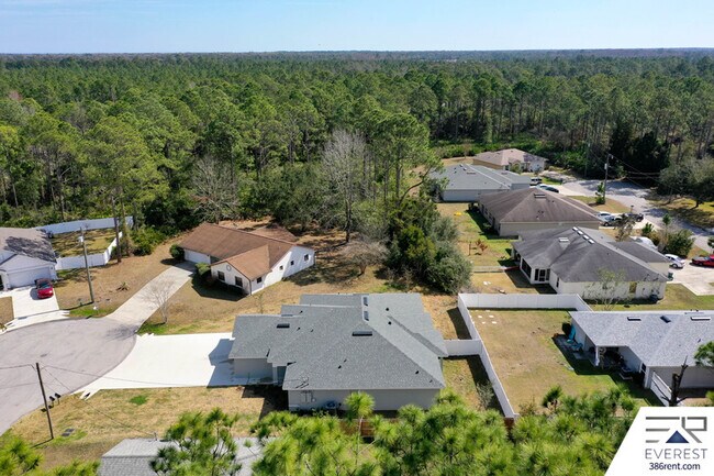 Building Photo - 6 Unison Ct