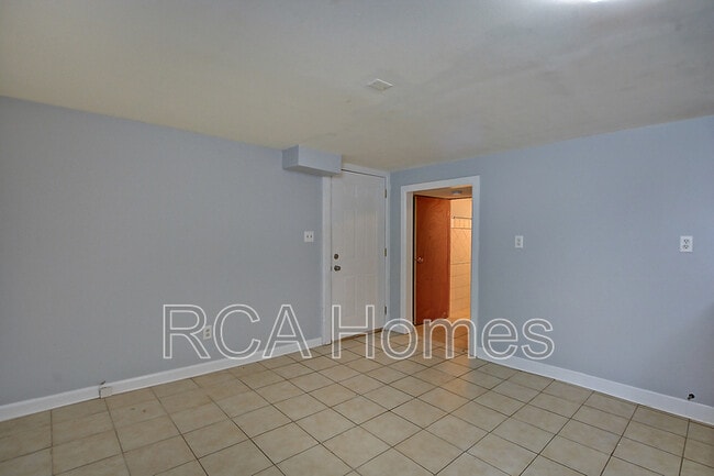 Building Photo - 52 Jenny Ln