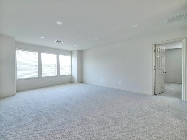 Building Photo - 3206 Balch Springs Ln