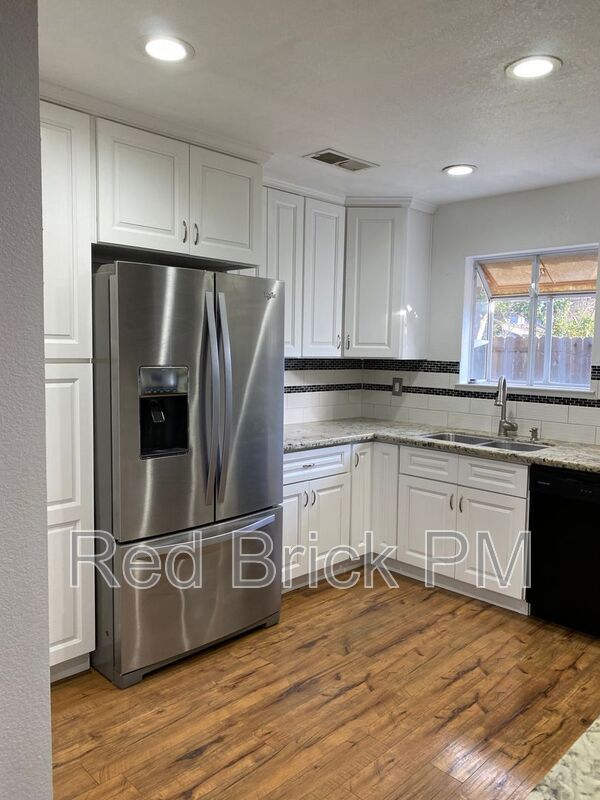 Building Photo - 1134 Partridge Dr