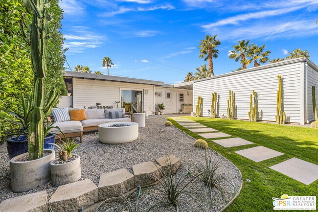 Building Photo - 37830 Cathedral Canyon Dr